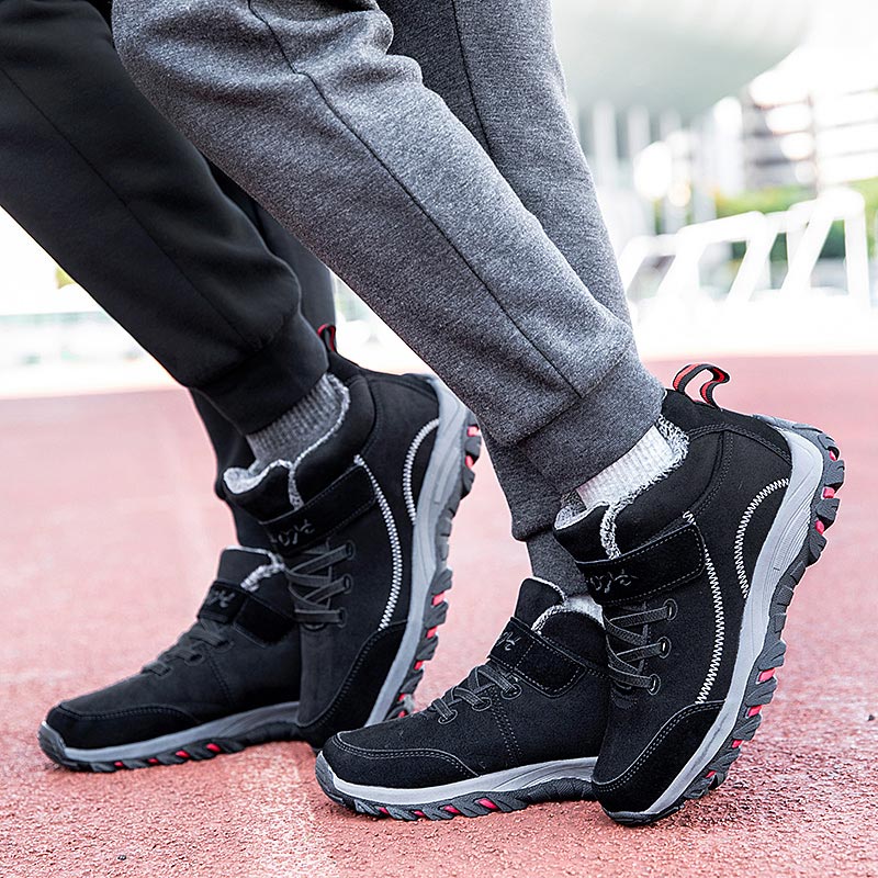 short winter sports shoes for  - огляд і ціна Yoga In Fitness First